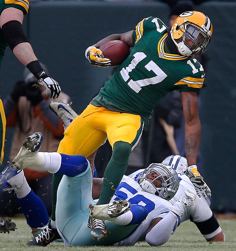 Green Bay Packers wide receiver Davante Adams gets away from the Cowboys defense.