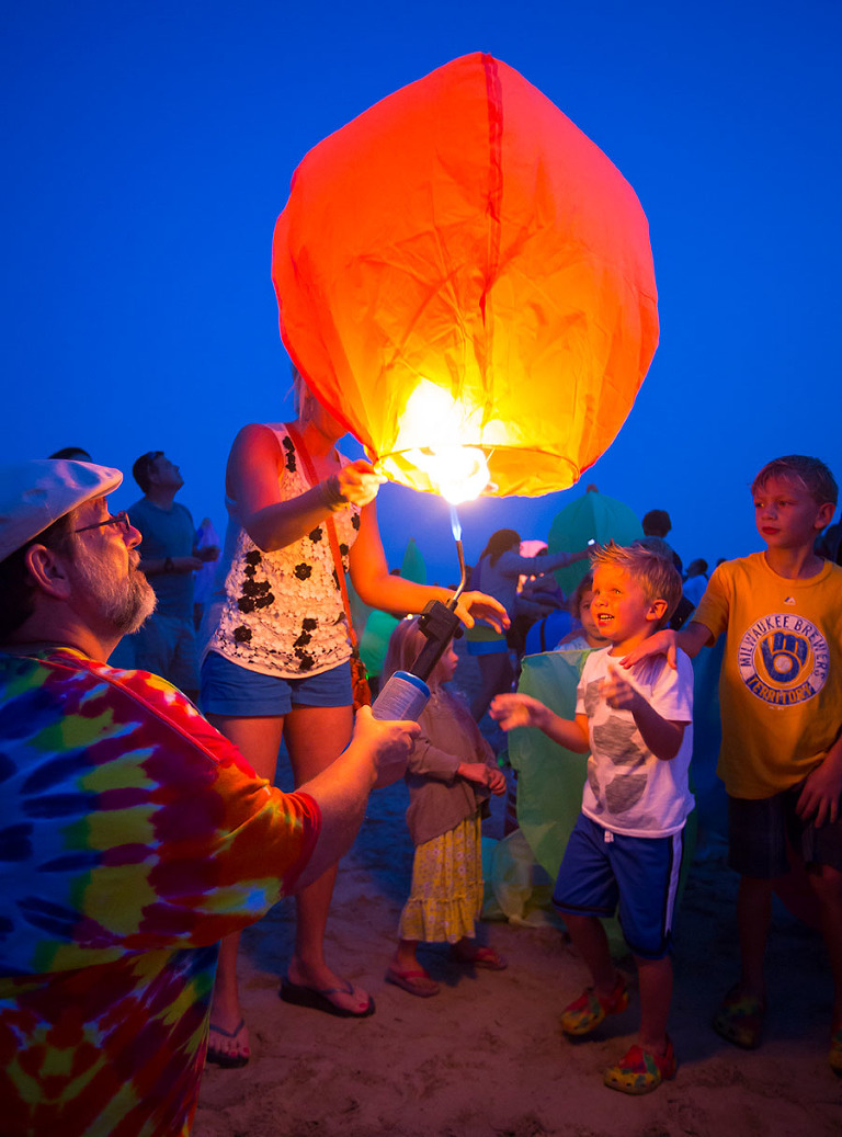 Kites Over Lake Michigan at Neshota Beach in Two Rivers, Wisconsin Labor day weekend 2015. Photo by Mike Roemer